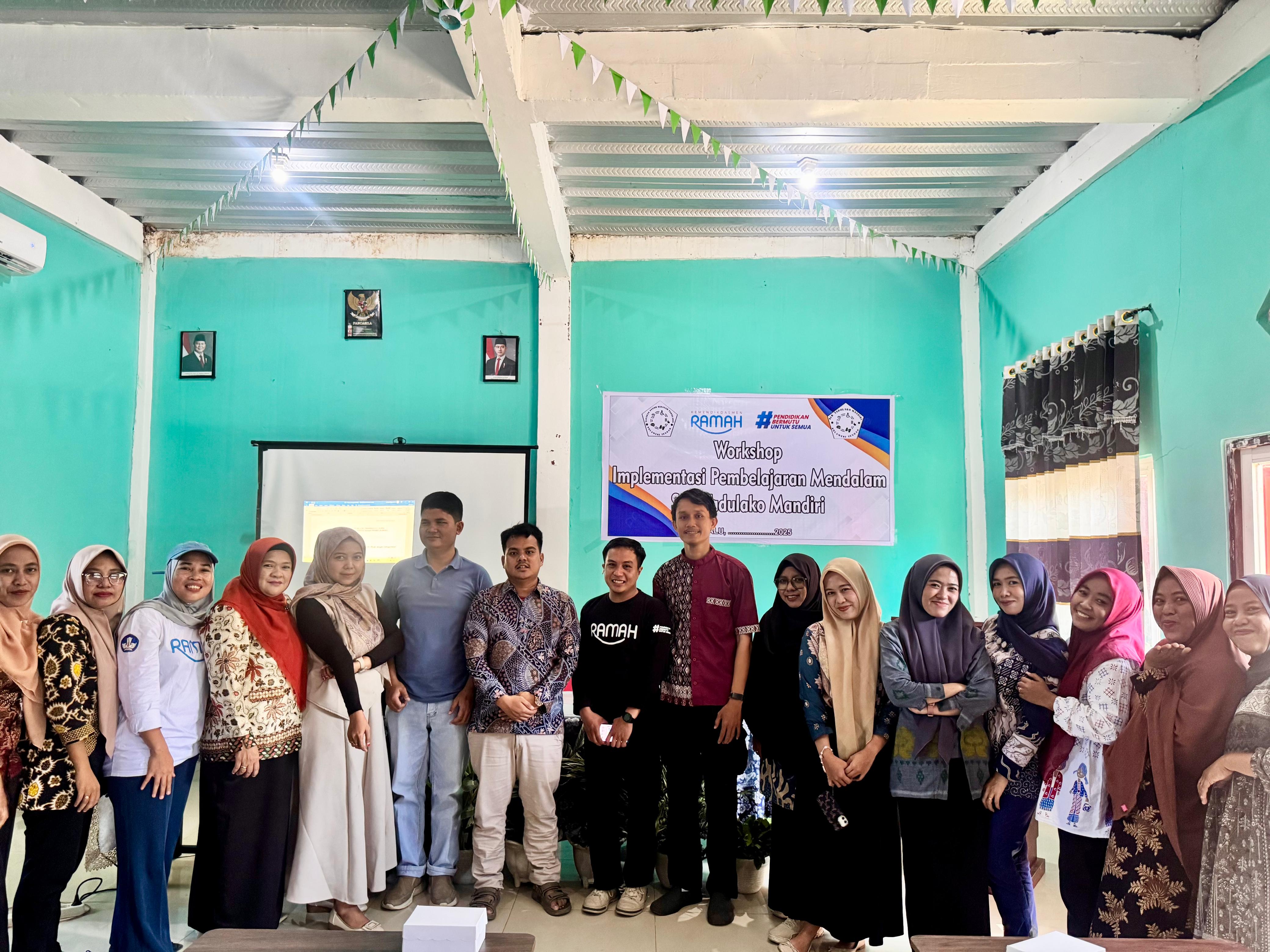 SLB Tadulako Mandiri Melaksanakan Workshop Implementasi Pembelajaran Mendalam 